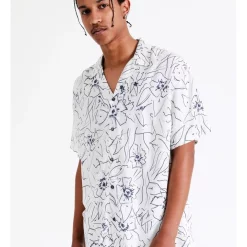 Top 10 🎉 Jack & Jones Silas Resort Short Sleeve 👕 Shirt In Cream 🤩 -Industrie Shop unnamed file 1616